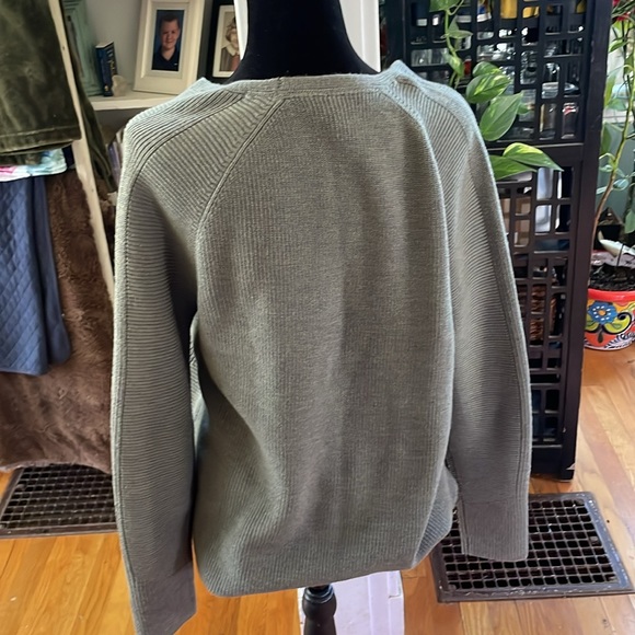 Athleta wool blend sweater - Picture 3 of 5